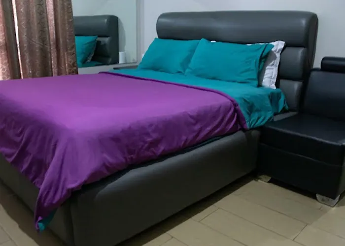 5h Tower C Manhattan Heights Cubao Qc Apartment Manila